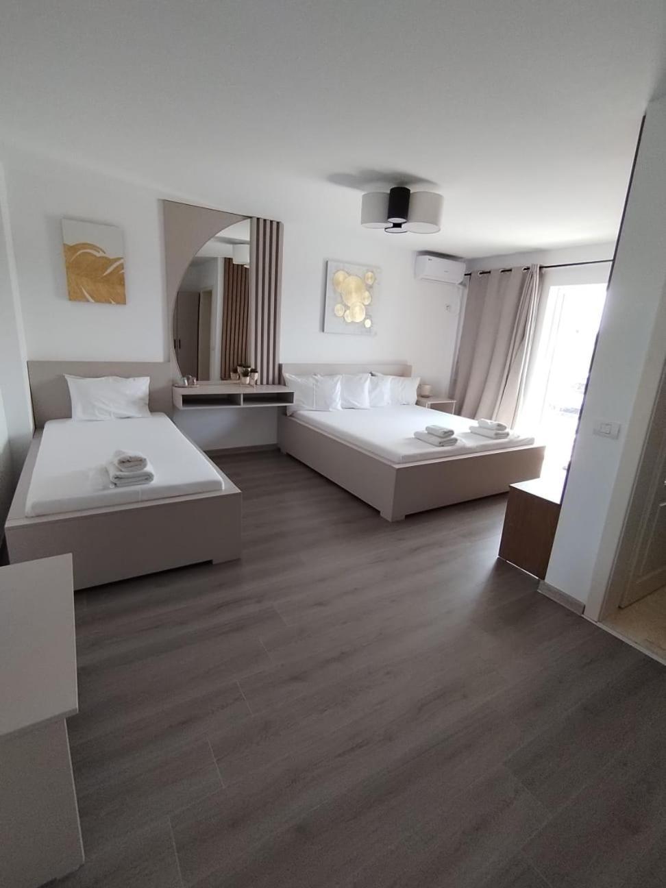 Pensiunea Prigoria Hotel Murighiol Buitenkant foto